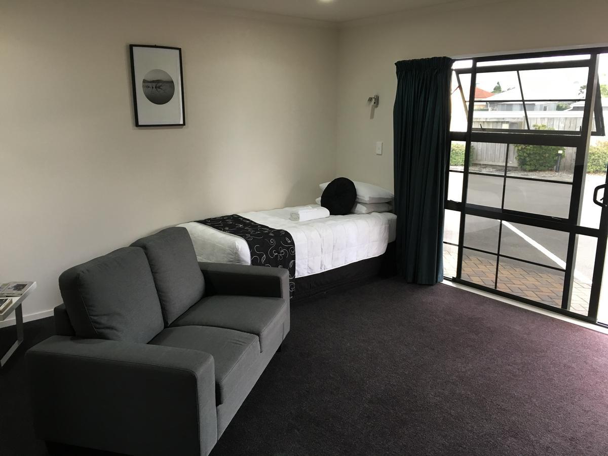 Kiwi Court Motel Гавера Екстер'єр фото