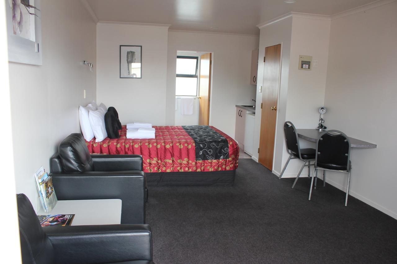 Kiwi Court Motel Гавера Екстер'єр фото